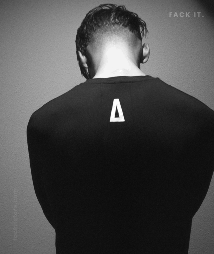 Longsleeve Shirt