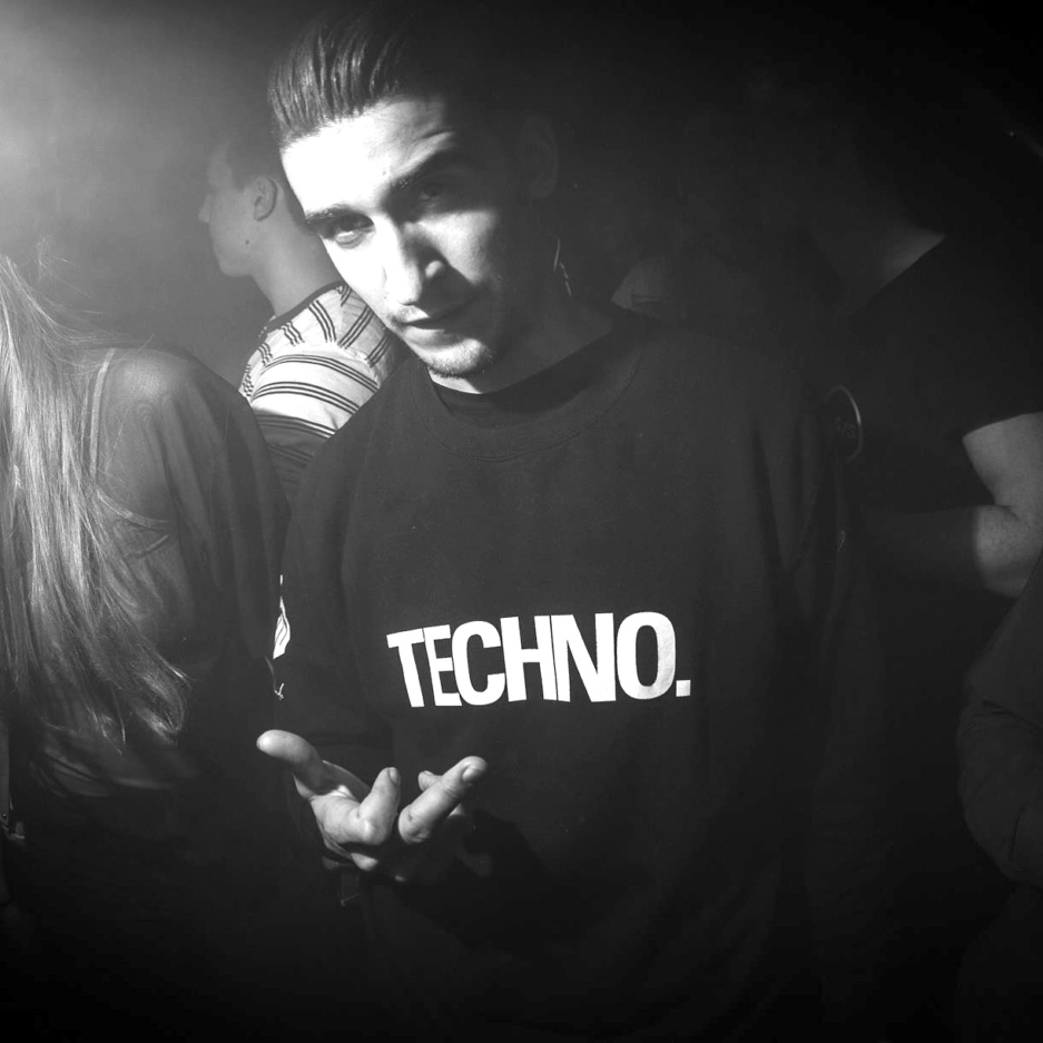 Techno Sweater - Image 7