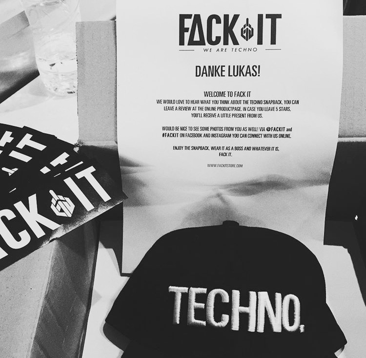 Techno Snapback photo review